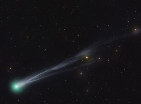 proximo-a-terra,-cometa-lemmon-podera-ser-visto-a-olho-nu-no-brasil