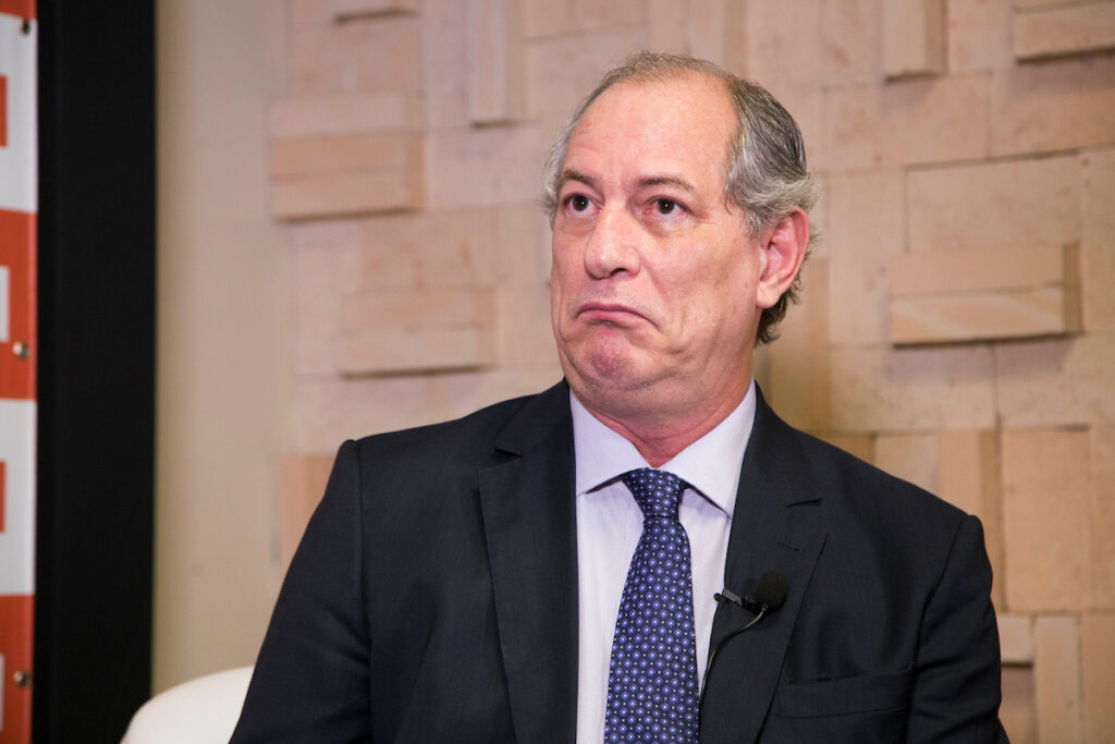 deputados-do-pdt-disparam-contra-ciro-gomes-em-grupo-de-zap