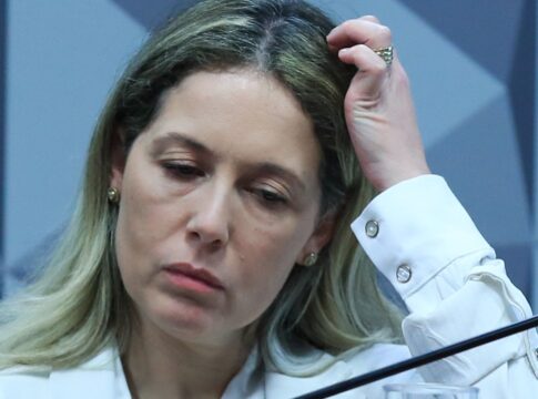 mulher-de-ex-procurador-geral-do-inss-fica-em-silencio-na-cpmi