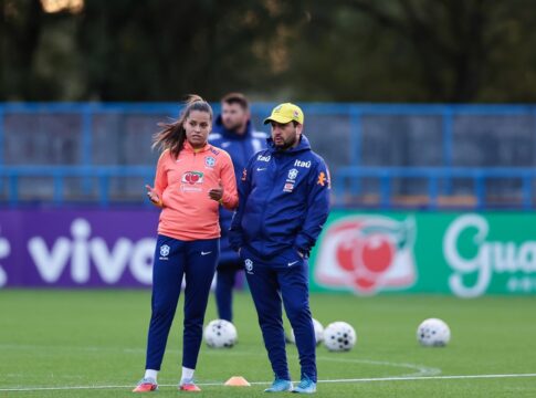 arthur-elias-sobre-amistoso-contra-a-inglaterra:-“elite-do-futebol”