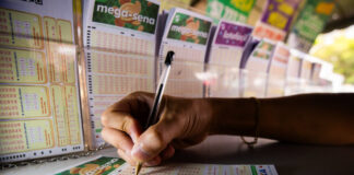 loterias:-mega-sena-sorteia-r$-83-milhoes-nesta-quinta-feira.-confira