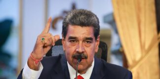 em-ingles,-maduro-diz-nao-a-“guerra-maluca”-com-os-eua:-“no-crazy-war”