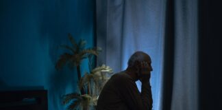 insonia-fatal:-a-doenca-rara-e-sem-cura-que-destroi-o-sono-em-meses