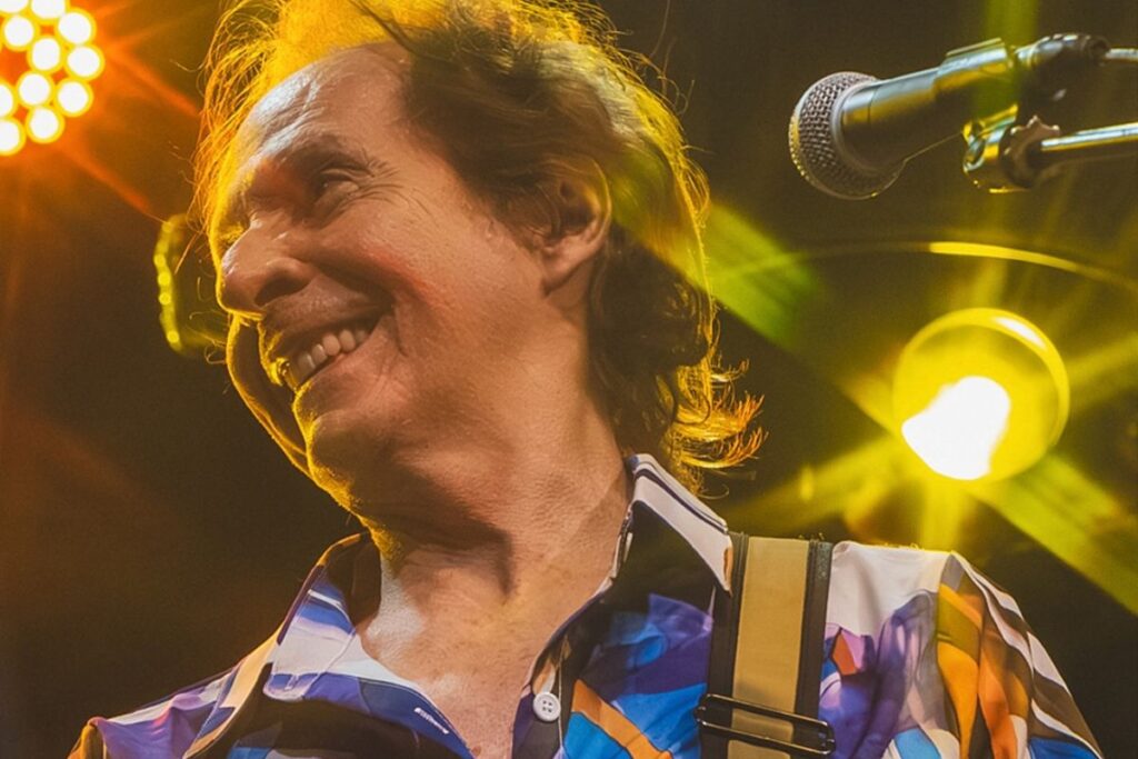 beto-guedes-leva-hinos-inconfundiveis-ao-festival-estilo-brasil