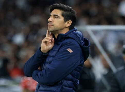 abel-ferreira-precisa-de-feito-inedito-para-classificar-o-palmeiras