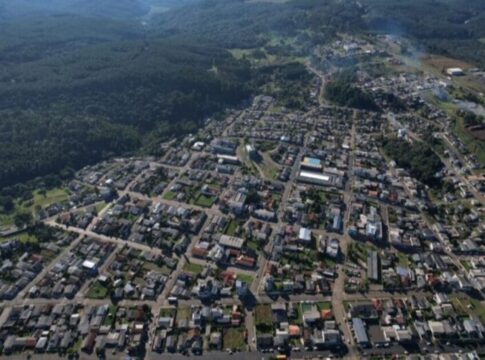 tia-de-servidor-levou-a-pronto-socorro-bebida-que-intoxicou-10-pessoas