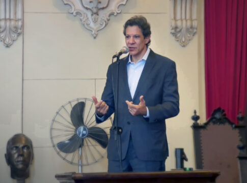 haddad:-“prefiro-ficar-com-pecha-de-ter-gastado-do-que-de-caloteiro”