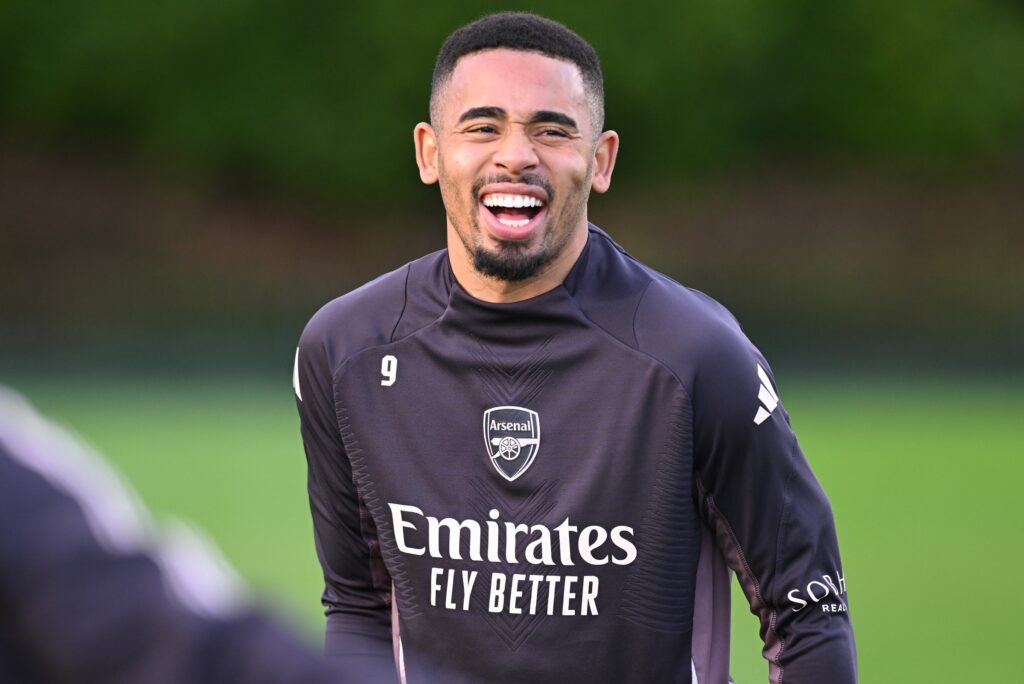 gabriel-jesus-se-aproxima-de-retorno-aos-campos-apos-9-meses-lesionado