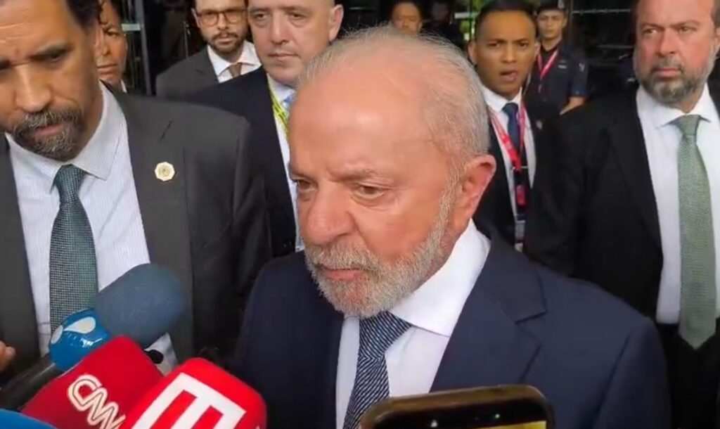 lula-diz-esperar-encontro-com-trump:-“teremos-uma-solucao”