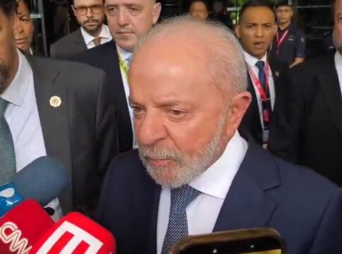 lula-diz-esperar-encontro-com-trump:-“teremos-uma-solucao”