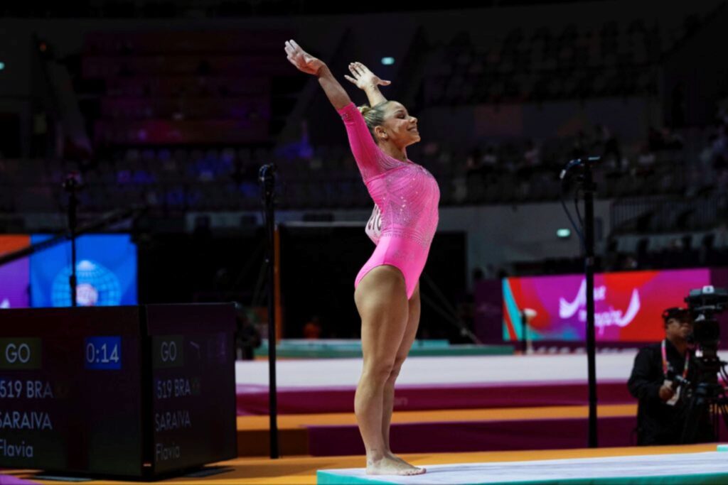 mundial-de-ginastica:-flavinha-faz-13.900,-mas-termina-em-4o-na-trave