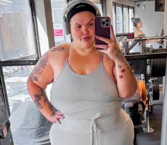 thais-carla-fala-sobre-mudancas-no-corpo-apos-perder-mais-de-70-kg