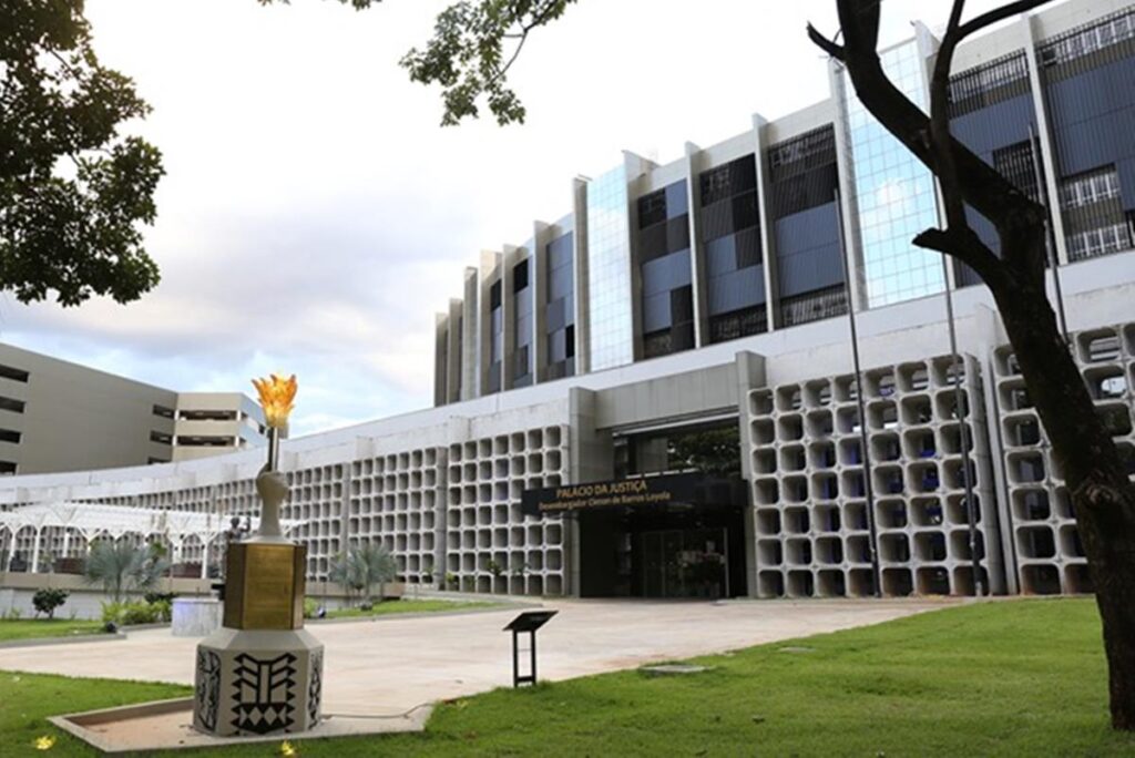 empresarios-sao-condenados-por-extracao-ilegal-de-mineral-no-entorno