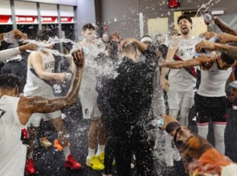 mestre-splitter:-pela-1a-vez-um-tecnico-brasileiro-vence-jogo-na-nba