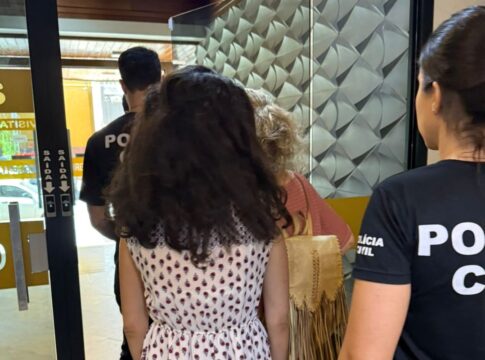 dizendo-ter-200-filhos,-mulheres-tentam-levar-criancas-de-parque