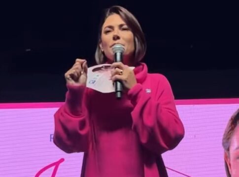 michelle-ve-aproximacao-da-esquerda-com-evangelicos-como-“desespero”