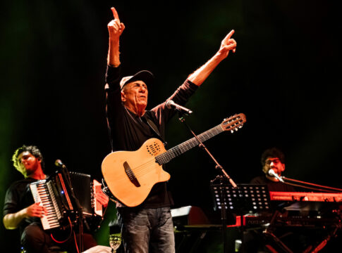 fagner-lota-show-no-estilo-brasil-e-faz-apresentacao-memoravel