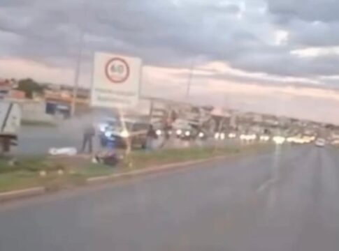 motociclista-em-alta-velocidade-morre-apos-bater-em-poste-na-br-070