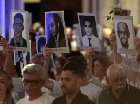 catedral-da-se-lotada-rememora-os-50-anos-do-assassinato-de-herzog