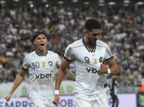 botafogo-x-santos:-glorioso-busca-sequencia-positiva-apos-dois-meses