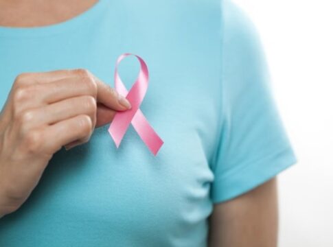 df-recebe-remedio-de-ultima-geracao-para-tratamento-de-cancer-de-mama