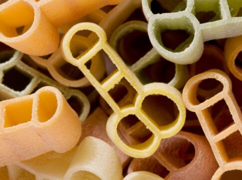 5-posicoes-sexuais-com-penetracao-profunda-para-quem-tem-penis-pequeno