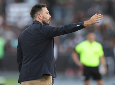 davide-ancelotti-valoriza-atuacao-do-botafogo-em-empate-com-o-santos