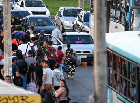 transporte-precario-impulsiona-“rede-social”-da-pirataria-no-entorno
