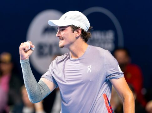 joao-fonseca-iguala-feito-de-roger-federer-e-djokovic.-saiba-qual