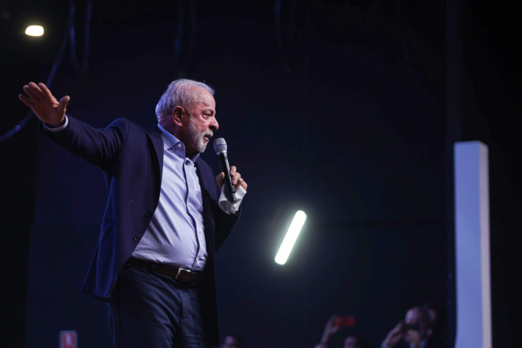 lula-planeja-ir-ao-show-de-coldplay-em-belem-dias-antes-da-cop30