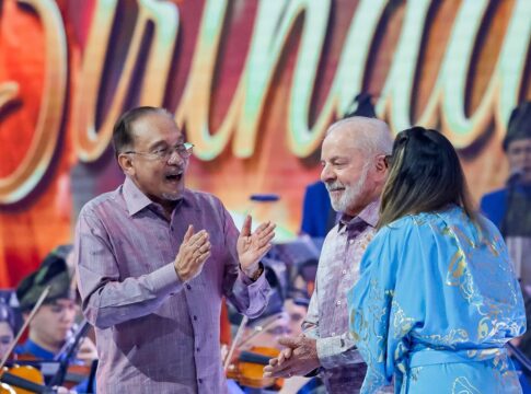 lula-completa-80-anos-e-se-torna-o-primeiro-octogenario-no-cargo