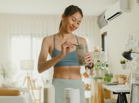qual-a-melhor-hora-de-tomar-whey-protein-para-ganhar-massa-muscular