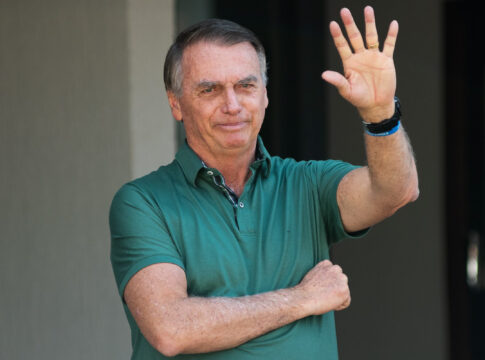 defesa-de-bolsonaro-cita-voto-de-fux-para-pedir-reducao-de-pena-ao-stf