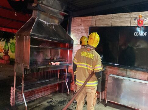 passou-do-ponto:-churrasqueira-de-quiosque-pega-fogo-em-aguas-claras