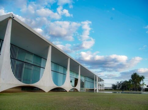 conplan-autoriza-instalacao-de-placas-solares-no-palacio-da-alvorada