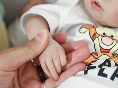 upa-se-pronuncia-apos-mulher-exigir-consulta-a-bebe-reborn-“gripada”