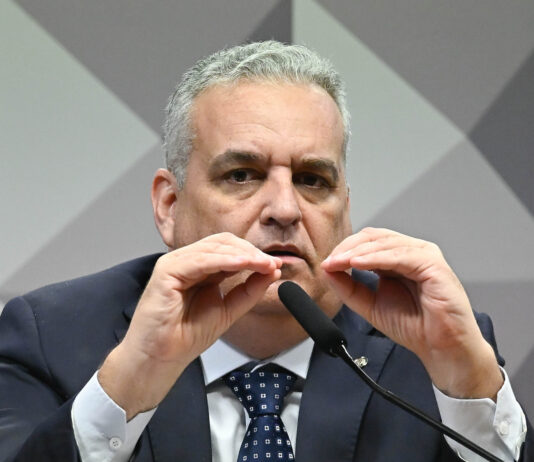 cpmi-do-inss-tem-inusitado-depoimento-informal-por-ligacao-telefonica