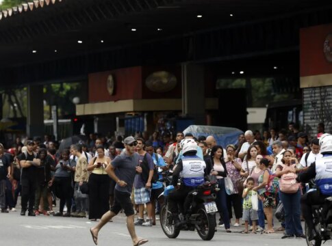 rio:-avenidas-sao-liberadas-e-metro-reforca-horario-de-trens