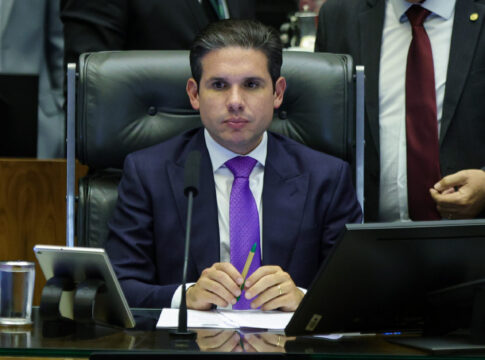 motta:-“votaremos-pec-da-seguranca-imediatamente-apos-sair-da-comissao”