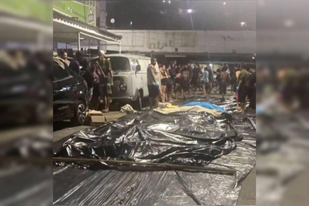 sangue-e-desespero:-mais-de-40-corpos-sao-enfileirados-em-praca-no-rio