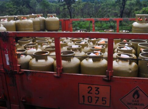 beneficiarios-com-nis-final-8-recebem-auxilio-gas-nesta-quarta-feira