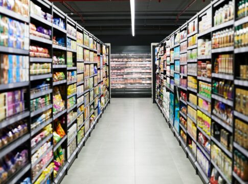 ultraprocessados-dominam-novos-lancamentos-no-brasil,-aponta-relatorio