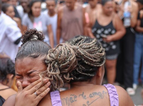 ativistas-denunciam-“massacre”-em-acao-policial-no-rio