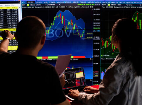 euforia-no-mercado:-bolsa-quebra-novo-recorde-e-dolar-fica-estavel