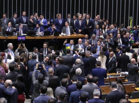 camara-aprova-pl-de-revisao-de-gastos-do-governo-e-da-folego-a-lula
