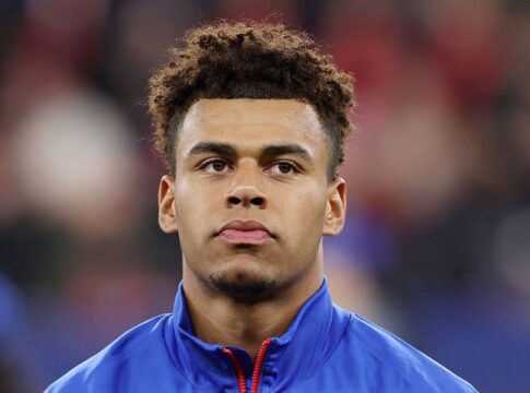 titular-do-psg-deixa-campo-de-maca-apos-lesao-no-campeonato-frances