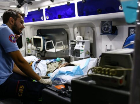 atleta-iraniano-de-volei-tem-morte-cerebral-apos-acidente-em-piscina