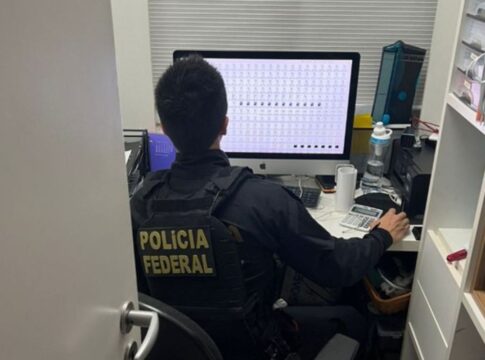 pf-apura-fraude-na-venda-de-livros-didaticos-para-prefeituras-de-sp