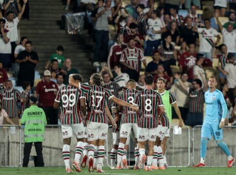 brasileirao:-fluminense-vence-ceara,-ultrapassa-botafogo-e-entra-no-g6