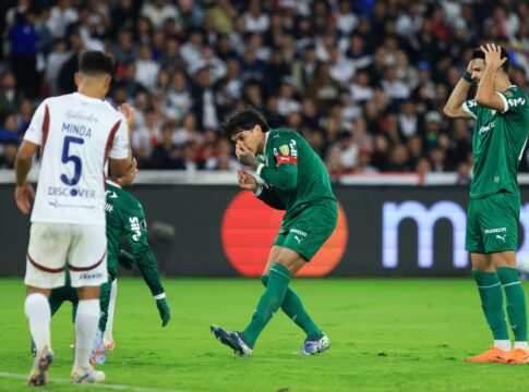 libertadores:-palmeiras-encara-tarefa-dificil-contra-ldu-nesta-quinta